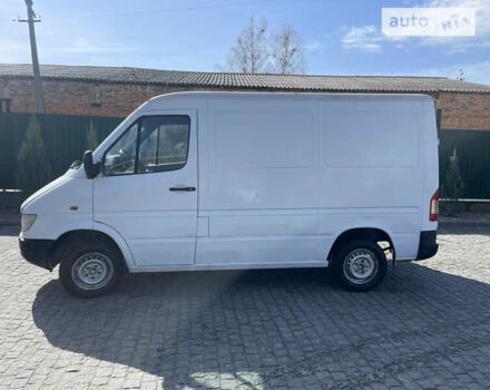 Білий Мерседес Sprinter, об'ємом двигуна 2.3 л та пробігом 380 тис. км за 4500 $, фото 4 на Automoto.ua