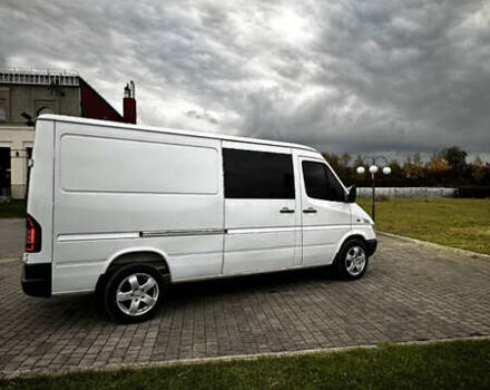 Белый Мерседес Sprinter, объемом двигателя 2.2 л и пробегом 370 тыс. км за 8300 $, фото 2 на Automoto.ua