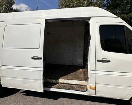 Белый Мерседес Sprinter, объемом двигателя 2.2 л и пробегом 832 тыс. км за 8200 $, фото 105 на Automoto.ua