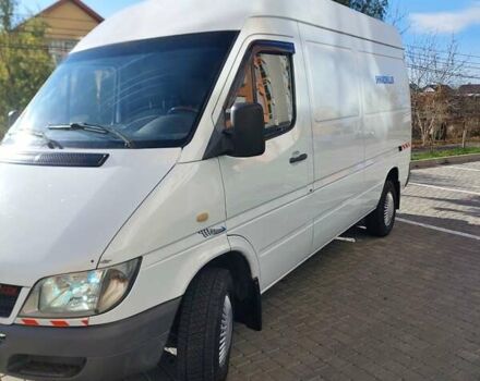 Белый Мерседес Sprinter, объемом двигателя 0 л и пробегом 375 тыс. км за 10000 $, фото 4 на Automoto.ua