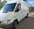Белый Мерседес Sprinter, объемом двигателя 0 л и пробегом 375 тыс. км за 10000 $, фото 4 на Automoto.ua