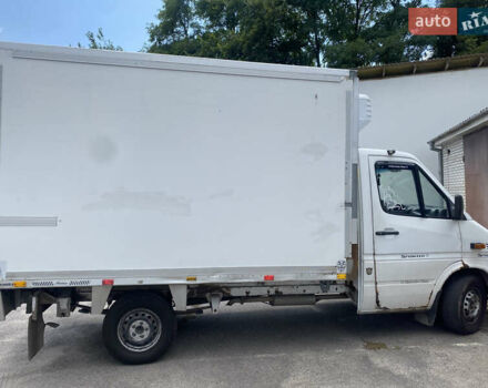 Белый Мерседес Sprinter, объемом двигателя 2.15 л и пробегом 800 тыс. км за 8500 $, фото 3 на Automoto.ua
