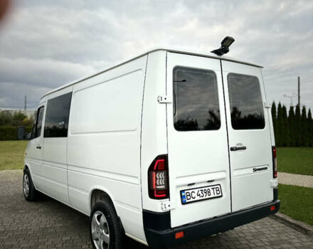 Белый Мерседес Sprinter, объемом двигателя 2.2 л и пробегом 370 тыс. км за 8300 $, фото 6 на Automoto.ua