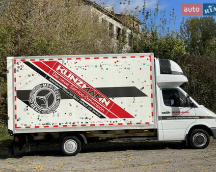 Белый Мерседес Sprinter, объемом двигателя 2.7 л и пробегом 430 тыс. км за 13500 $, фото 8 на Automoto.ua