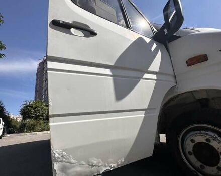 Белый Мерседес Sprinter, объемом двигателя 2.2 л и пробегом 832 тыс. км за 8200 $, фото 60 на Automoto.ua