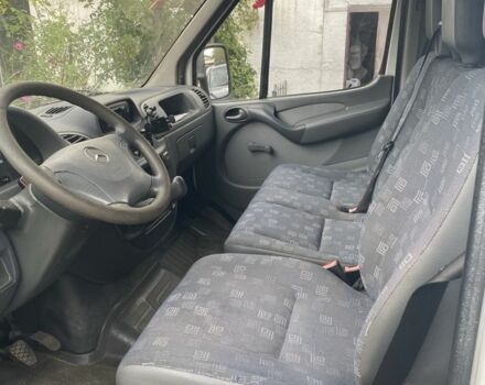 Белый Мерседес Sprinter, объемом двигателя 2.2 л и пробегом 640 тыс. км за 3500 $, фото 1 на Automoto.ua