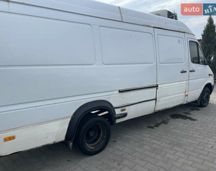 Белый Мерседес Sprinter, объемом двигателя 2.7 л и пробегом 470 тыс. км за 9000 $, фото 7 на Automoto.ua