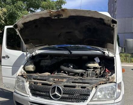 Белый Мерседес Sprinter, объемом двигателя 2.2 л и пробегом 832 тыс. км за 8200 $, фото 47 на Automoto.ua