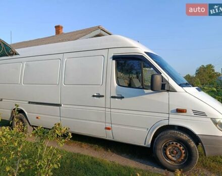 Белый Мерседес Sprinter, объемом двигателя 2.1 л и пробегом 580 тыс. км за 9500 $, фото 6 на Automoto.ua