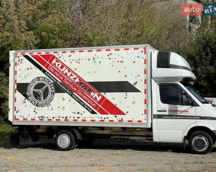 Белый Мерседес Sprinter, объемом двигателя 2.7 л и пробегом 430 тыс. км за 13500 $, фото 7 на Automoto.ua