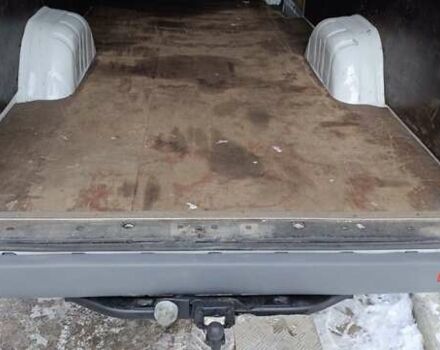 Белый Мерседес Sprinter, объемом двигателя 2.7 л и пробегом 500 тыс. км за 10900 $, фото 19 на Automoto.ua