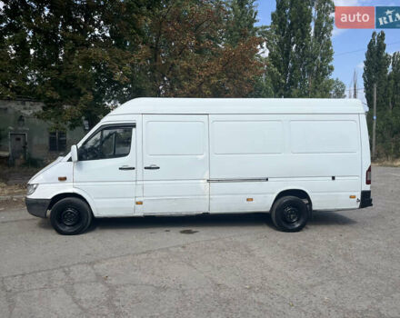 Белый Мерседес Sprinter, объемом двигателя 2.15 л и пробегом 554 тыс. км за 7500 $, фото 6 на Automoto.ua