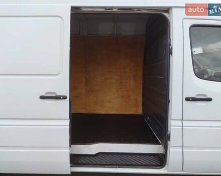 Белый Мерседес Sprinter, объемом двигателя 0 л и пробегом 298 тыс. км за 17500 $, фото 23 на Automoto.ua