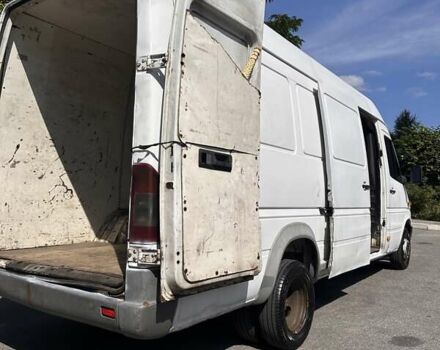 Белый Мерседес Sprinter, объемом двигателя 2.2 л и пробегом 832 тыс. км за 8200 $, фото 121 на Automoto.ua