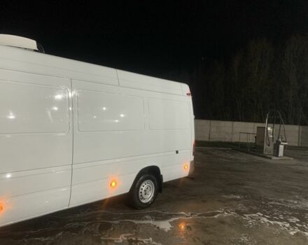 Белый Мерседес Sprinter, объемом двигателя 2.2 л и пробегом 214 тыс. км за 13950 $, фото 2 на Automoto.ua