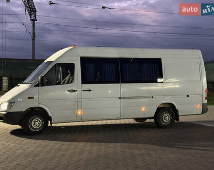 Білий Мерседес Sprinter, об'ємом двигуна 2.15 л та пробігом 670 тис. км за 10500 $, фото 1 на Automoto.ua