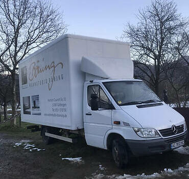 Белый Мерседес Sprinter, объемом двигателя 2.7 л и пробегом 290 тыс. км за 14500 $, фото 2 на Automoto.ua