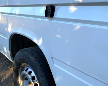 Белый Мерседес Sprinter, объемом двигателя 2.2 л и пробегом 570 тыс. км за 7200 $, фото 5 на Automoto.ua