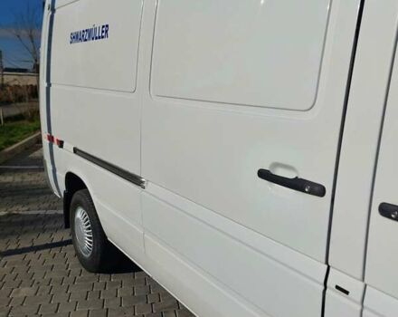 Белый Мерседес Sprinter, объемом двигателя 0 л и пробегом 375 тыс. км за 10000 $, фото 21 на Automoto.ua