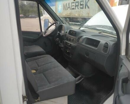 Белый Мерседес Sprinter, объемом двигателя 2.69 л и пробегом 565 тыс. км за 5000 $, фото 6 на Automoto.ua