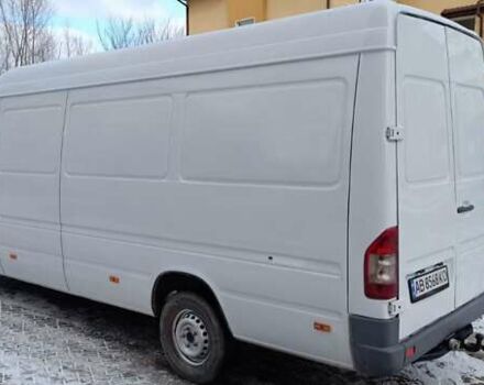 Белый Мерседес Sprinter, объемом двигателя 2.7 л и пробегом 500 тыс. км за 10900 $, фото 11 на Automoto.ua