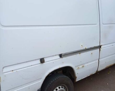 Белый Мерседес Sprinter, объемом двигателя 2.7 л и пробегом 694 тыс. км за 8700 $, фото 2 на Automoto.ua