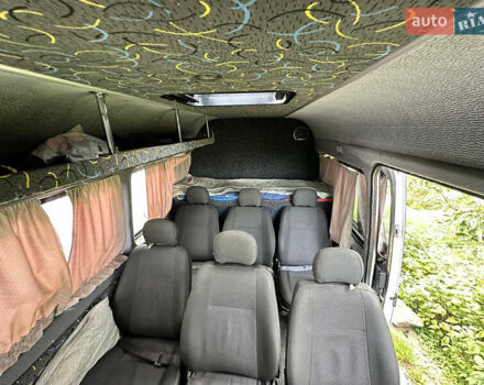 Белый Мерседес Sprinter, объемом двигателя 2.15 л и пробегом 450 тыс. км за 9500 $, фото 2 на Automoto.ua