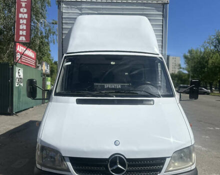 Белый Мерседес Sprinter, объемом двигателя 2.69 л и пробегом 733 тыс. км за 11000 $, фото 1 на Automoto.ua