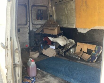 Білий Мерседес Sprinter, об'ємом двигуна 0 л та пробігом 350 тис. км за 3000 $, фото 4 на Automoto.ua