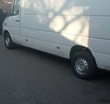Білий Мерседес Sprinter, об'ємом двигуна 0 л та пробігом 100 тис. км за 5000 $, фото 3 на Automoto.ua