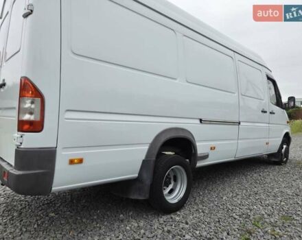 Белый Мерседес Sprinter, объемом двигателя 2.7 л и пробегом 350 тыс. км за 19800 $, фото 10 на Automoto.ua