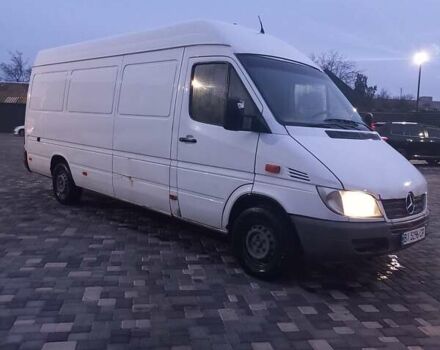 Белый Мерседес Sprinter, объемом двигателя 2.15 л и пробегом 412 тыс. км за 9500 $, фото 2 на Automoto.ua