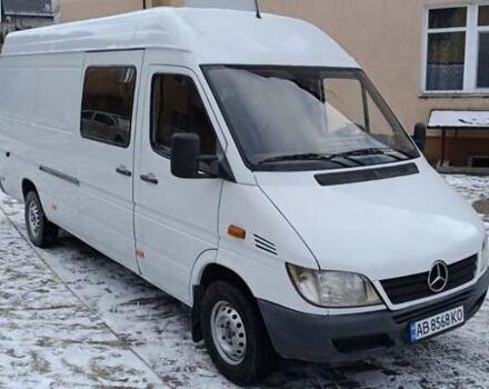 Белый Мерседес Sprinter, объемом двигателя 2.7 л и пробегом 500 тыс. км за 10900 $, фото 4 на Automoto.ua