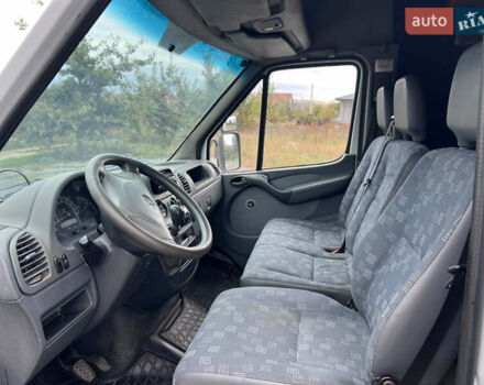 Белый Мерседес Sprinter, объемом двигателя 0 л и пробегом 480 тыс. км за 13900 $, фото 13 на Automoto.ua