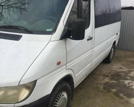 Белый Мерседес Sprinter, объемом двигателя 2.15 л и пробегом 280 тыс. км за 7000 $, фото 13 на Automoto.ua