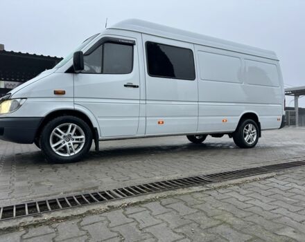Белый Мерседес Sprinter, объемом двигателя 2.1 л и пробегом 850 тыс. км за 10500 $, фото 1 на Automoto.ua