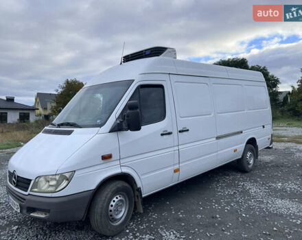 Белый Мерседес Sprinter, объемом двигателя 0 л и пробегом 480 тыс. км за 13900 $, фото 2 на Automoto.ua