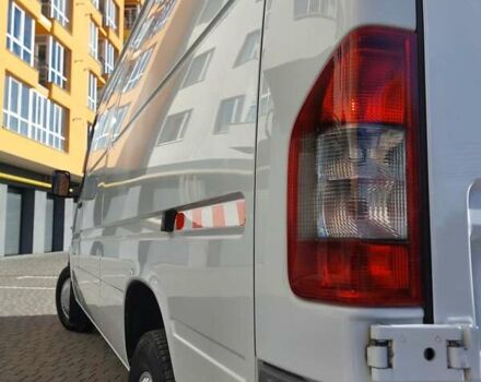 Белый Мерседес Sprinter, объемом двигателя 0 л и пробегом 375 тыс. км за 10000 $, фото 12 на Automoto.ua