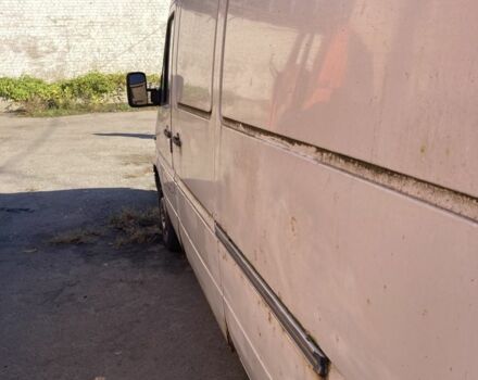 Білий Мерседес Sprinter, об'ємом двигуна 2.1 л та пробігом 402 тис. км за 2500 $, фото 5 на Automoto.ua