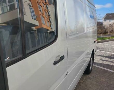 Белый Мерседес Sprinter, объемом двигателя 0 л и пробегом 375 тыс. км за 10000 $, фото 35 на Automoto.ua