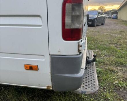 Белый Мерседес Sprinter, объемом двигателя 2.2 л и пробегом 388 тыс. км за 9700 $, фото 9 на Automoto.ua