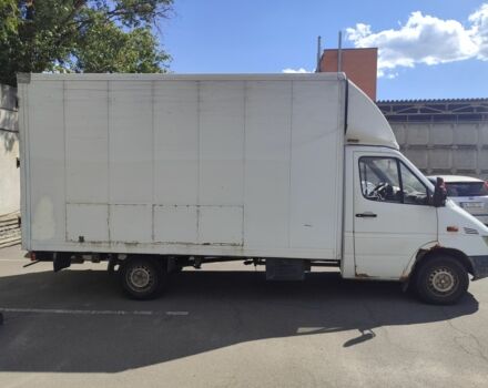 Белый Мерседес Sprinter, объемом двигателя 2 л и пробегом 300 тыс. км за 6000 $, фото 2 на Automoto.ua
