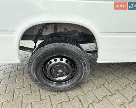 Белый Мерседес Sprinter, объемом двигателя 2.15 л и пробегом 450 тыс. км за 7499 $, фото 9 на Automoto.ua