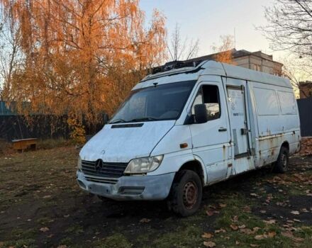 Белый Мерседес Sprinter, объемом двигателя 0 л и пробегом 308 тыс. км за 1500 $, фото 2 на Automoto.ua