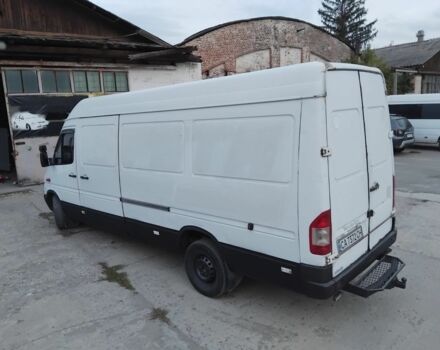 Белый Мерседес Sprinter, объемом двигателя 2.1 л и пробегом 400 тыс. км за 8000 $, фото 1 на Automoto.ua