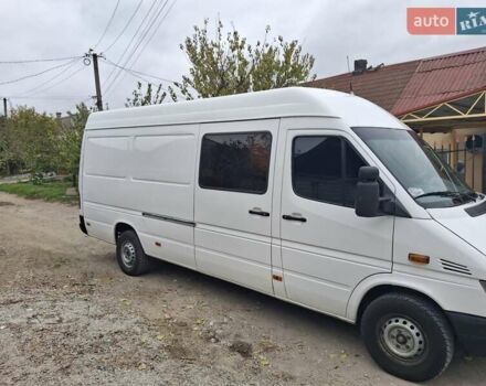 Белый Мерседес Sprinter, объемом двигателя 2.69 л и пробегом 740 тыс. км за 12000 $, фото 1 на Automoto.ua