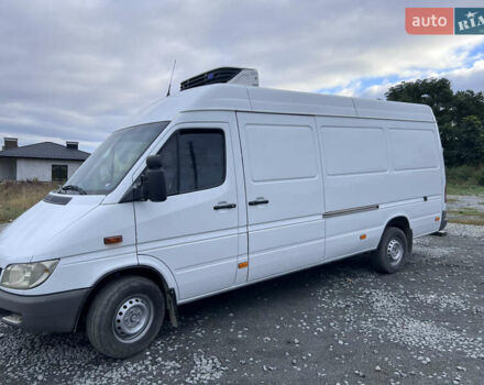 Белый Мерседес Sprinter, объемом двигателя 0 л и пробегом 480 тыс. км за 13900 $, фото 3 на Automoto.ua