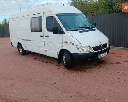 Белый Мерседес Sprinter, объемом двигателя 2.7 л и пробегом 620 тыс. км за 10000 $, фото 6 на Automoto.ua