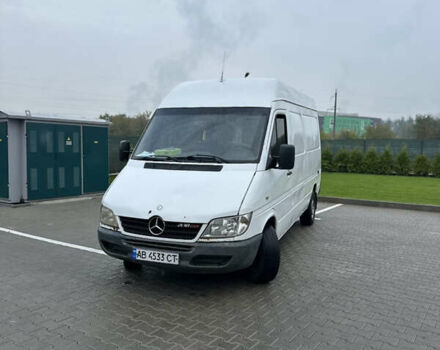 Белый Мерседес Sprinter, объемом двигателя 2.15 л и пробегом 650 тыс. км за 4950 $, фото 4 на Automoto.ua