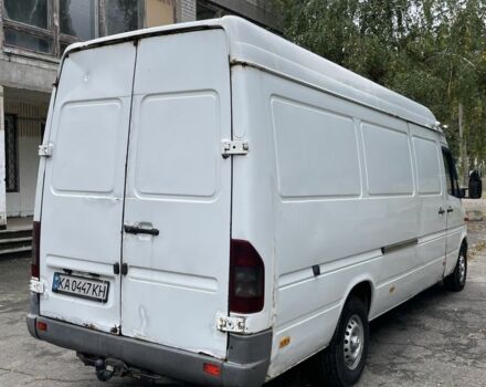 Белый Мерседес Sprinter, объемом двигателя 2.1 л и пробегом 387 тыс. км за 7500 $, фото 2 на Automoto.ua